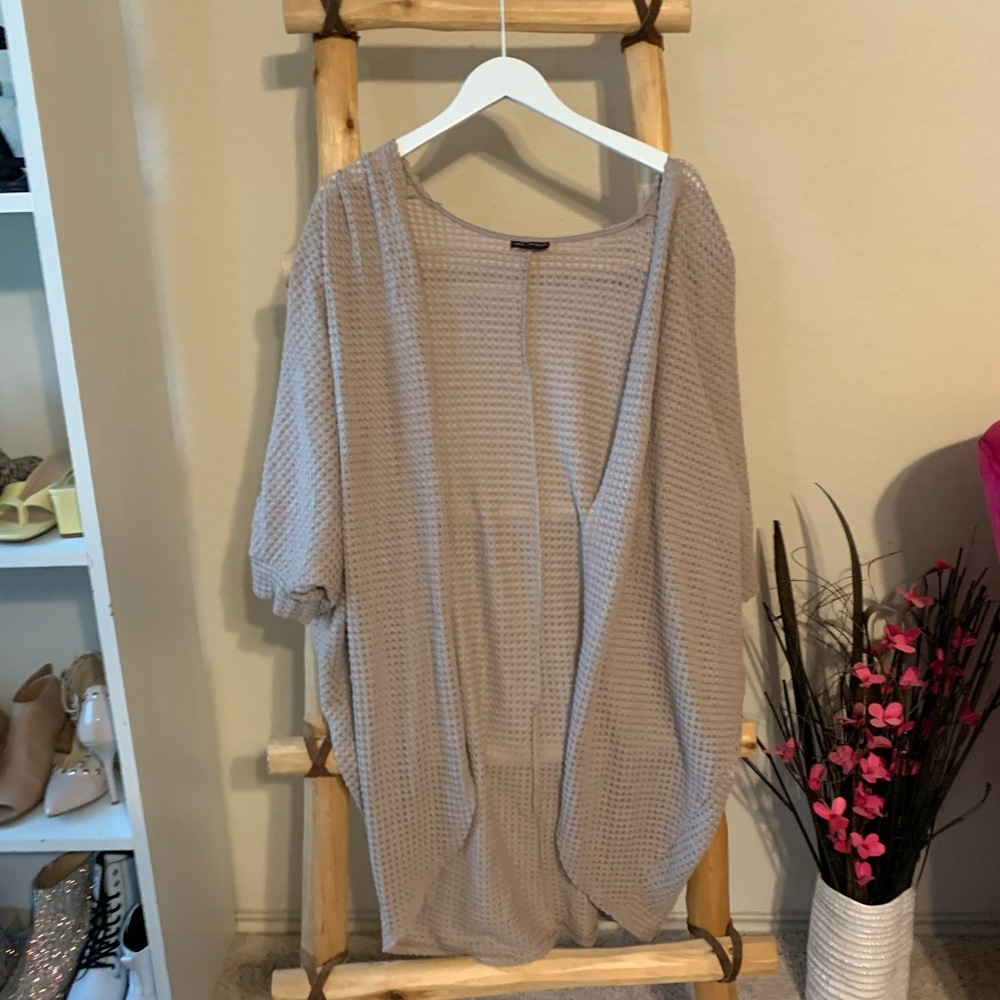Free kisses cardigan
